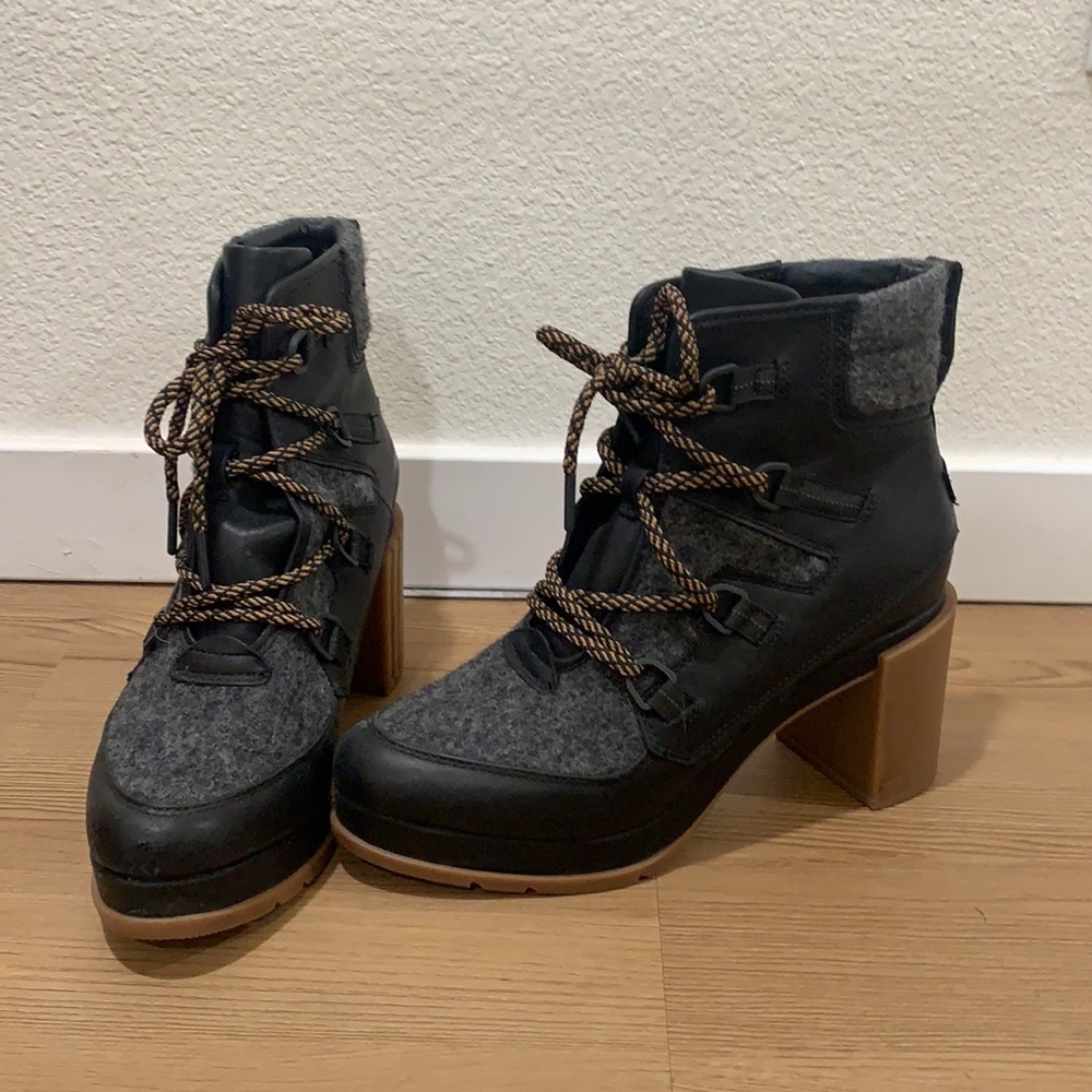 Sorel Lace Up Boot